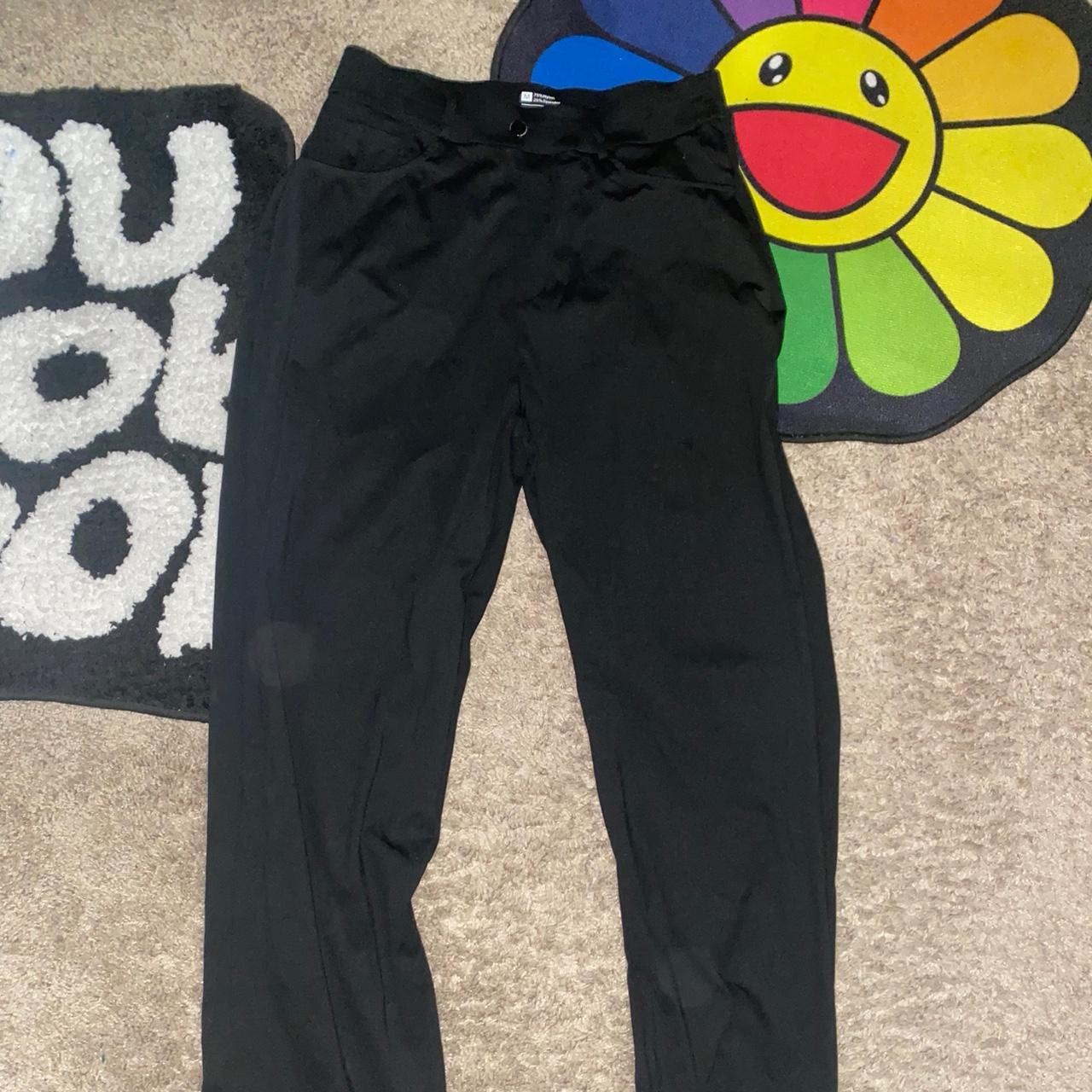 item listed by desgetspape