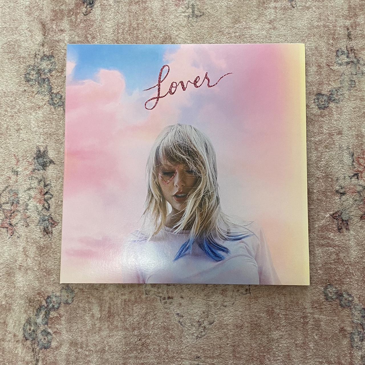 taylor swift 2-lp lover vinyl🎀 baby blue and baby - Depop