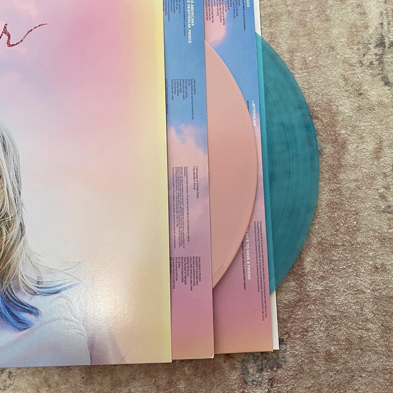 taylor swift 2-lp lover vinyl🎀 baby blue and baby - Depop