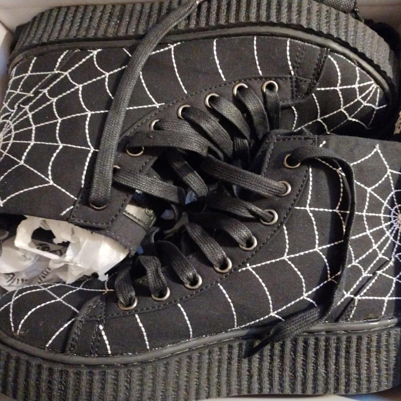 demonia chunky sneakers