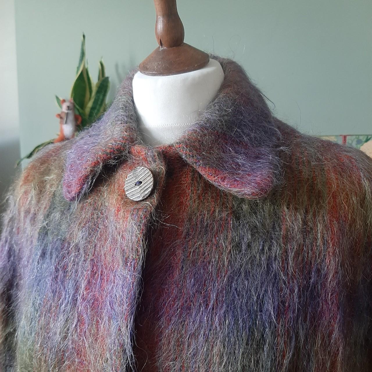 スコットランド製1969年に購入。Andrew Stewart社モヘアショール Andrew Stewart vintage Mohair & wool cape Pink , | Depop