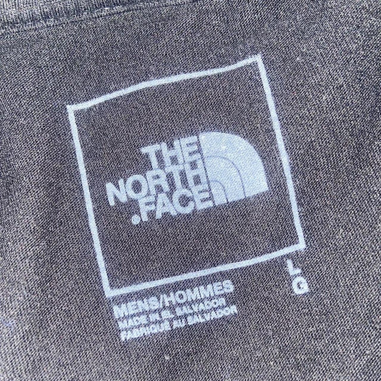 The North Face Men's Black and White T-shirt | Depop