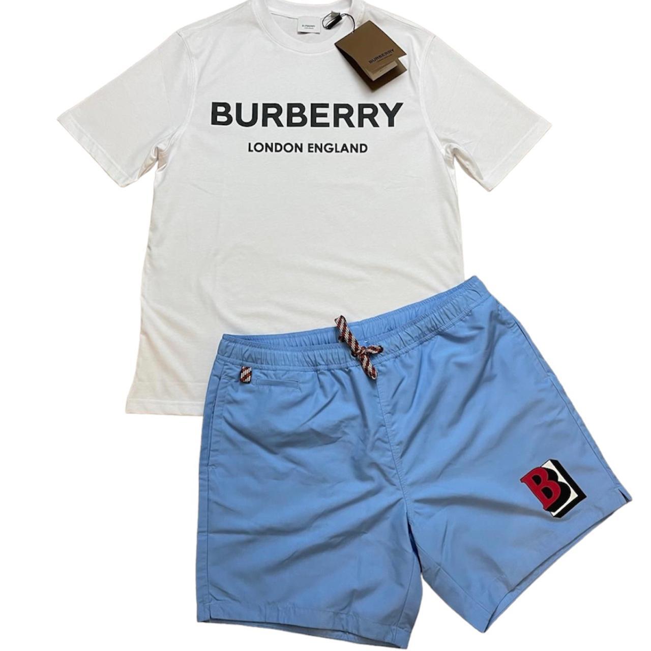 BURBERRY LONDON ENGLAND T-SHIRT & BURBERRY 'MARTIN | Depop