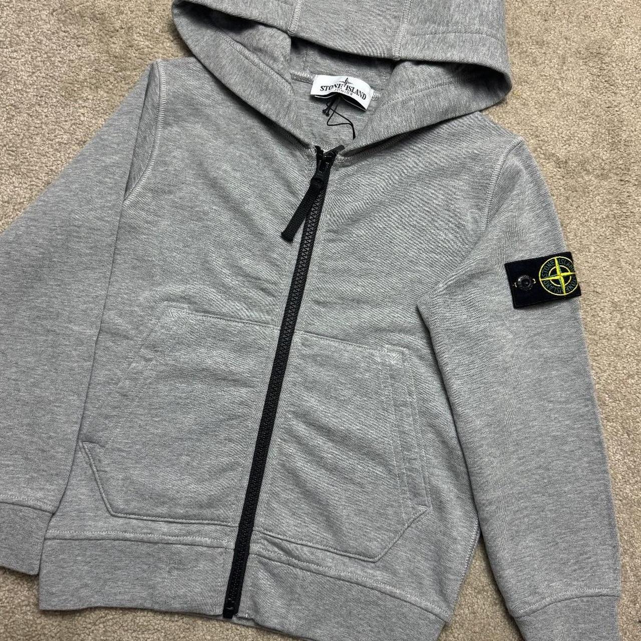KIDS STONE ISLAND LOGO ZIP UP HOODIE GREY • Depop