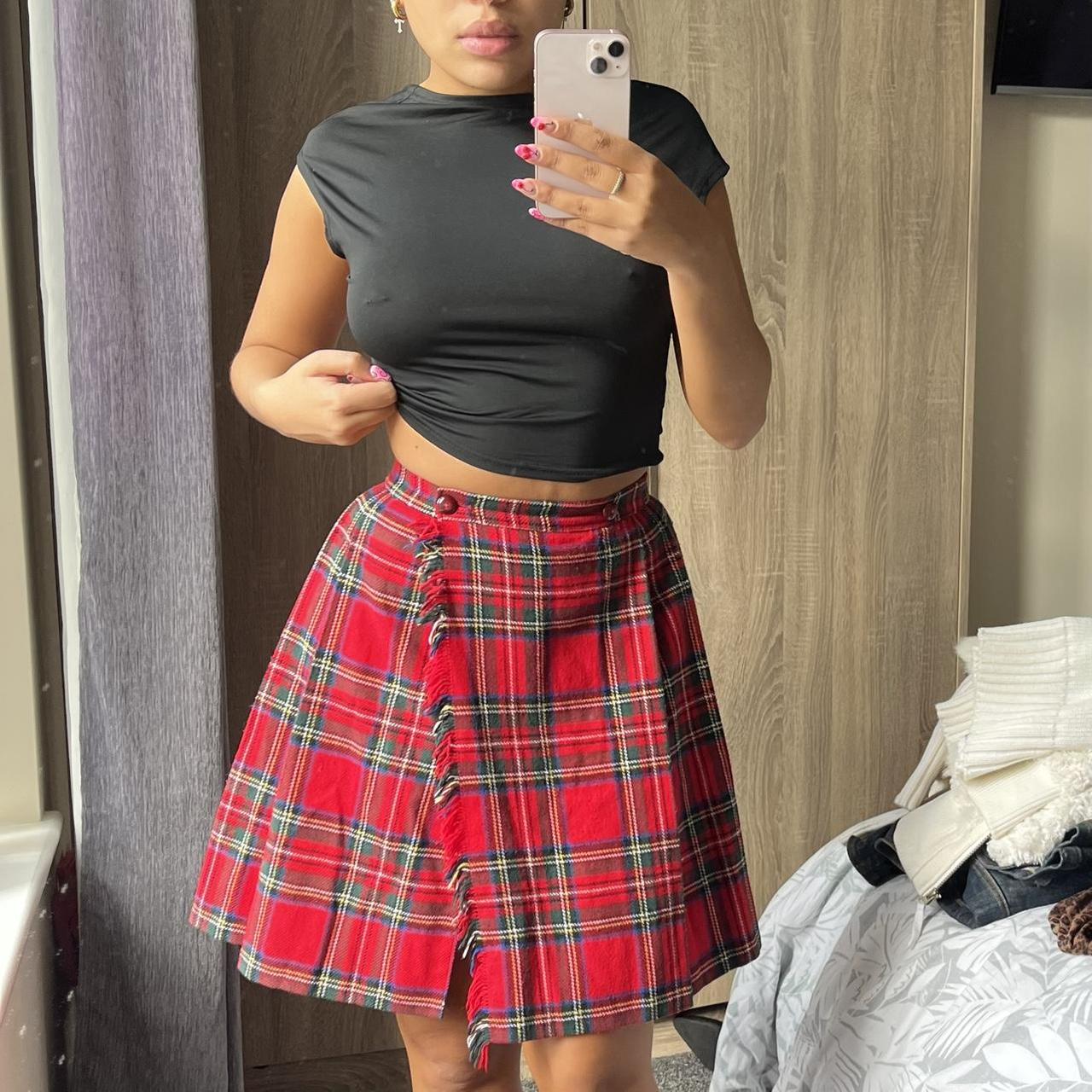 Plaid vintage skirt 90s best sale