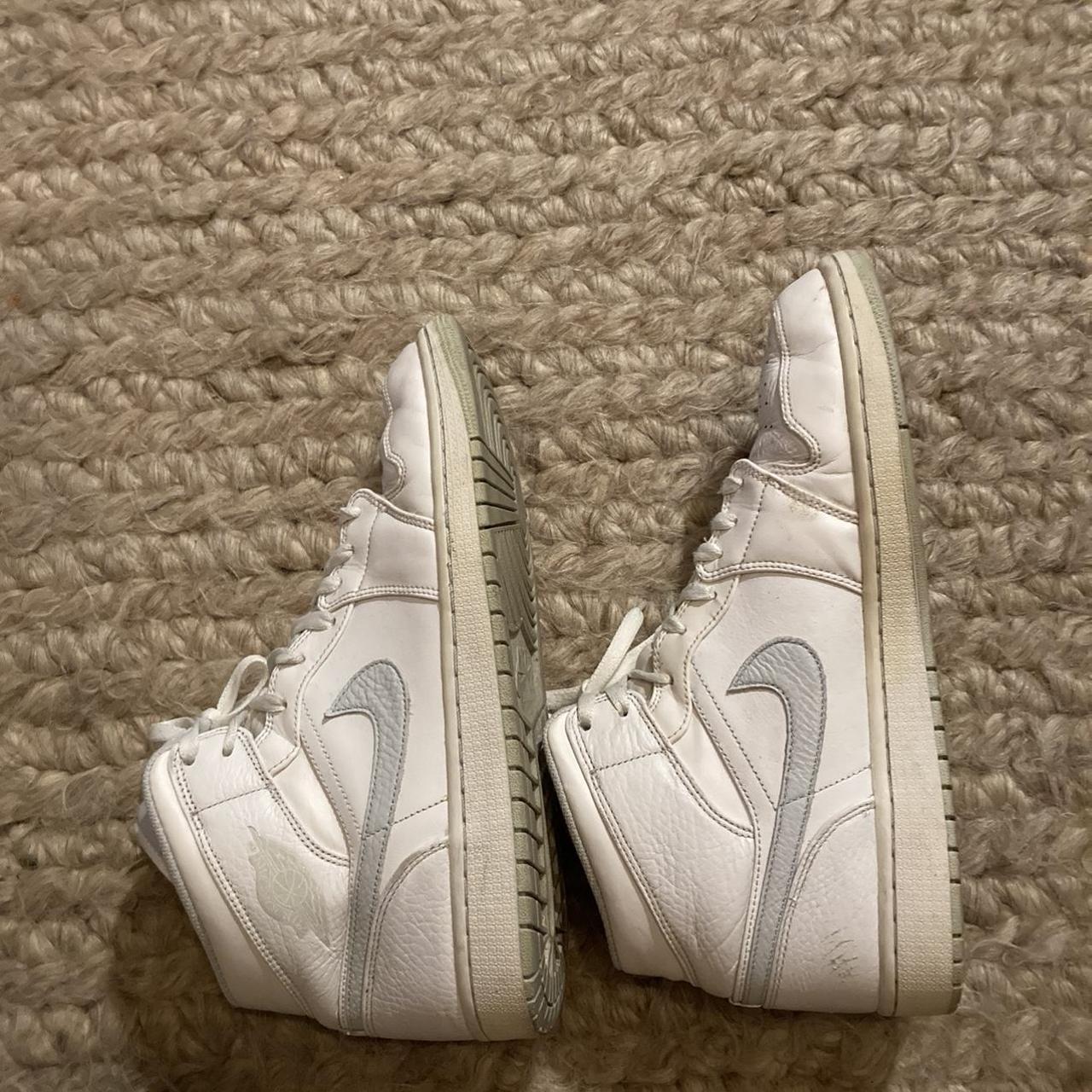 medium grey jordan 1