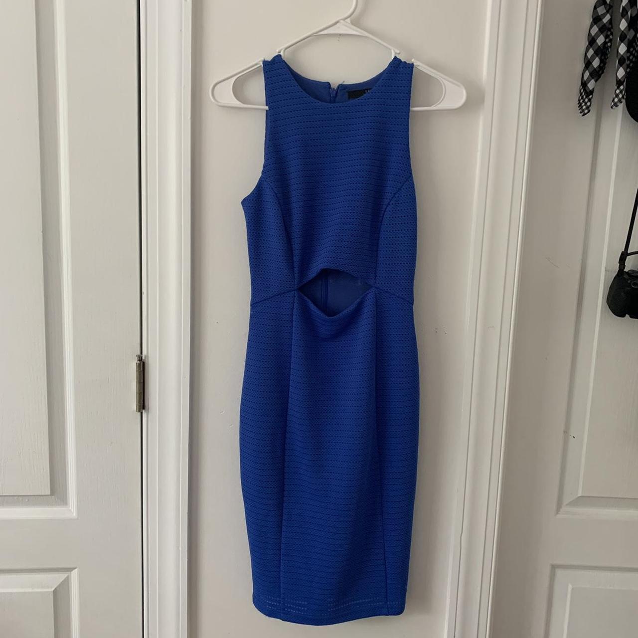 FREE SHIPPING! guess blue bodycon knee-length... - Depop