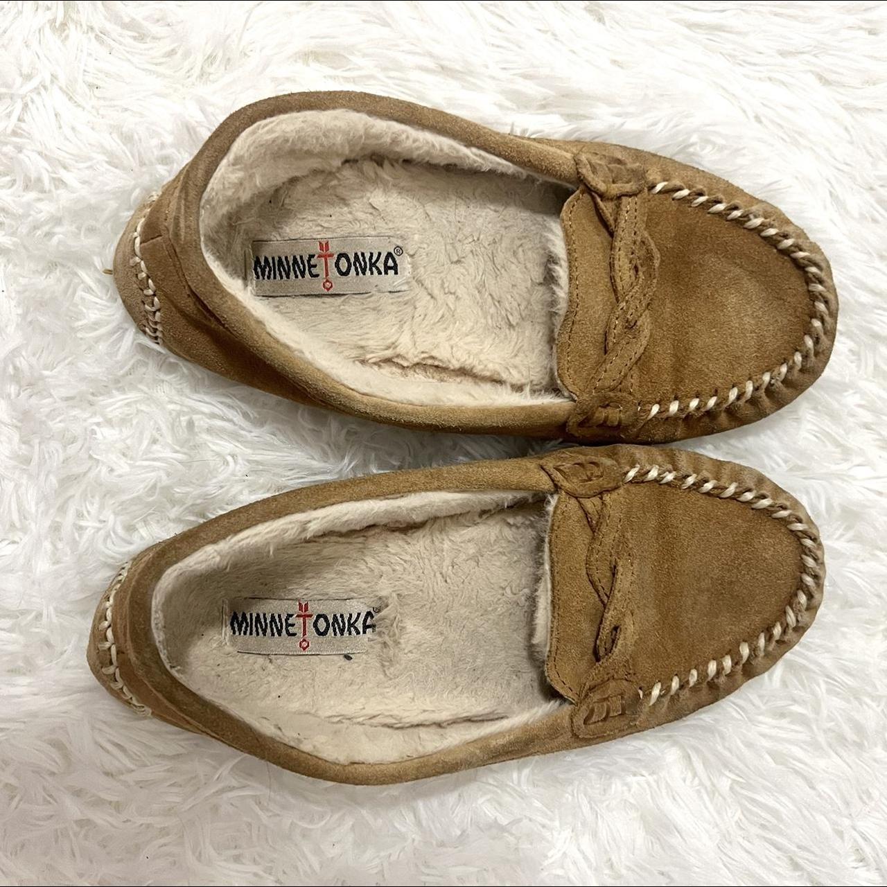 minnetonka moccasin slippers - Depop