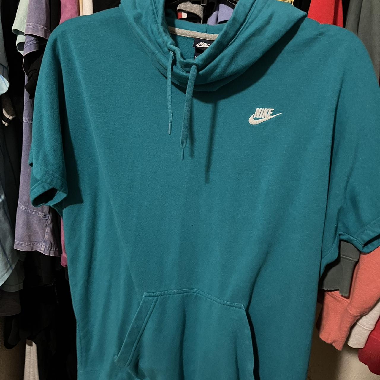 nike short sleeve hoodie