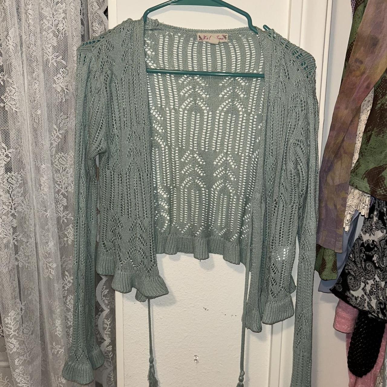 item listed by aliyahlostinthelabyrinth