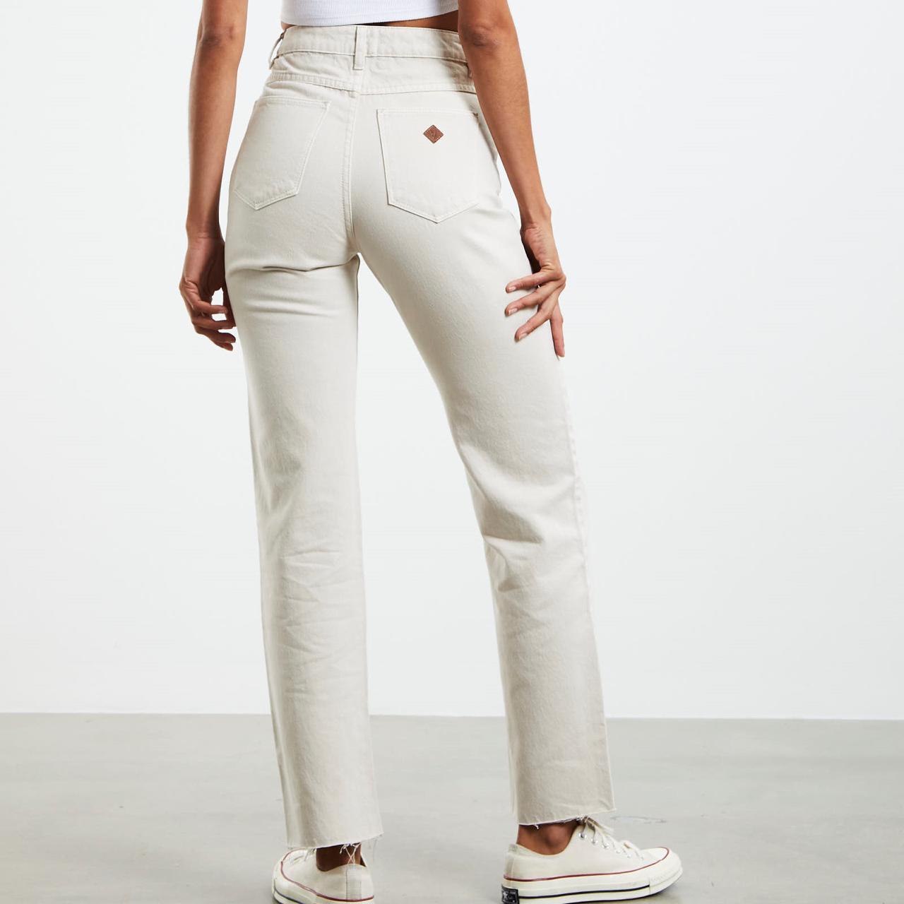 Women's Cream Jeans Depop