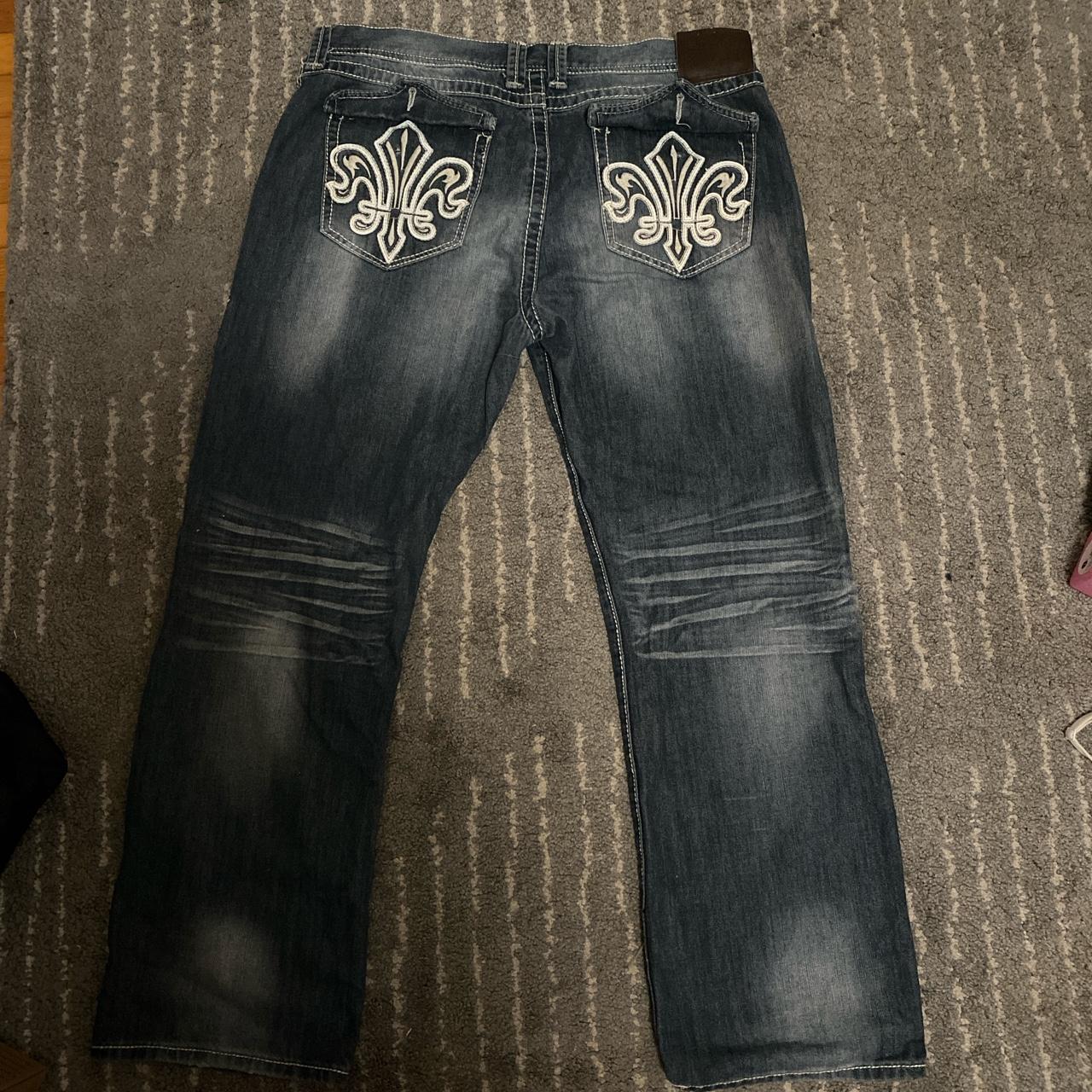 item listed by olivemogannam