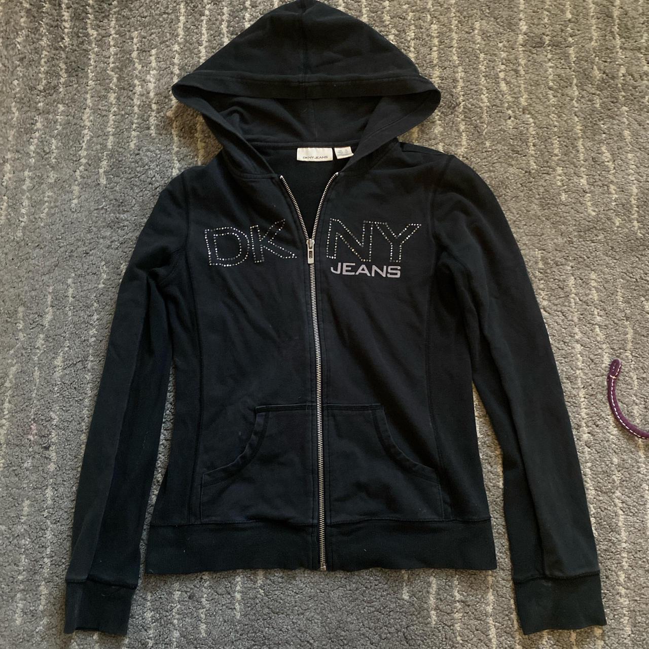 item listed by olivemogannam