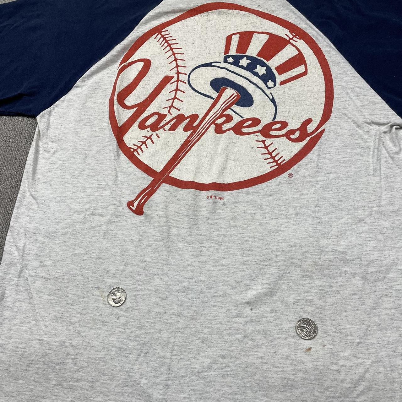 Vintage 90s New York Yankees tshirt size M. - Depop