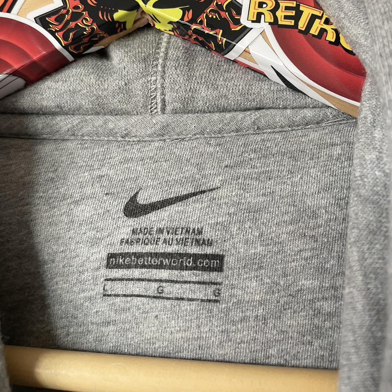 Nike Center Swoosh Atlanta Braves Nike Hoodie SZ... - Depop