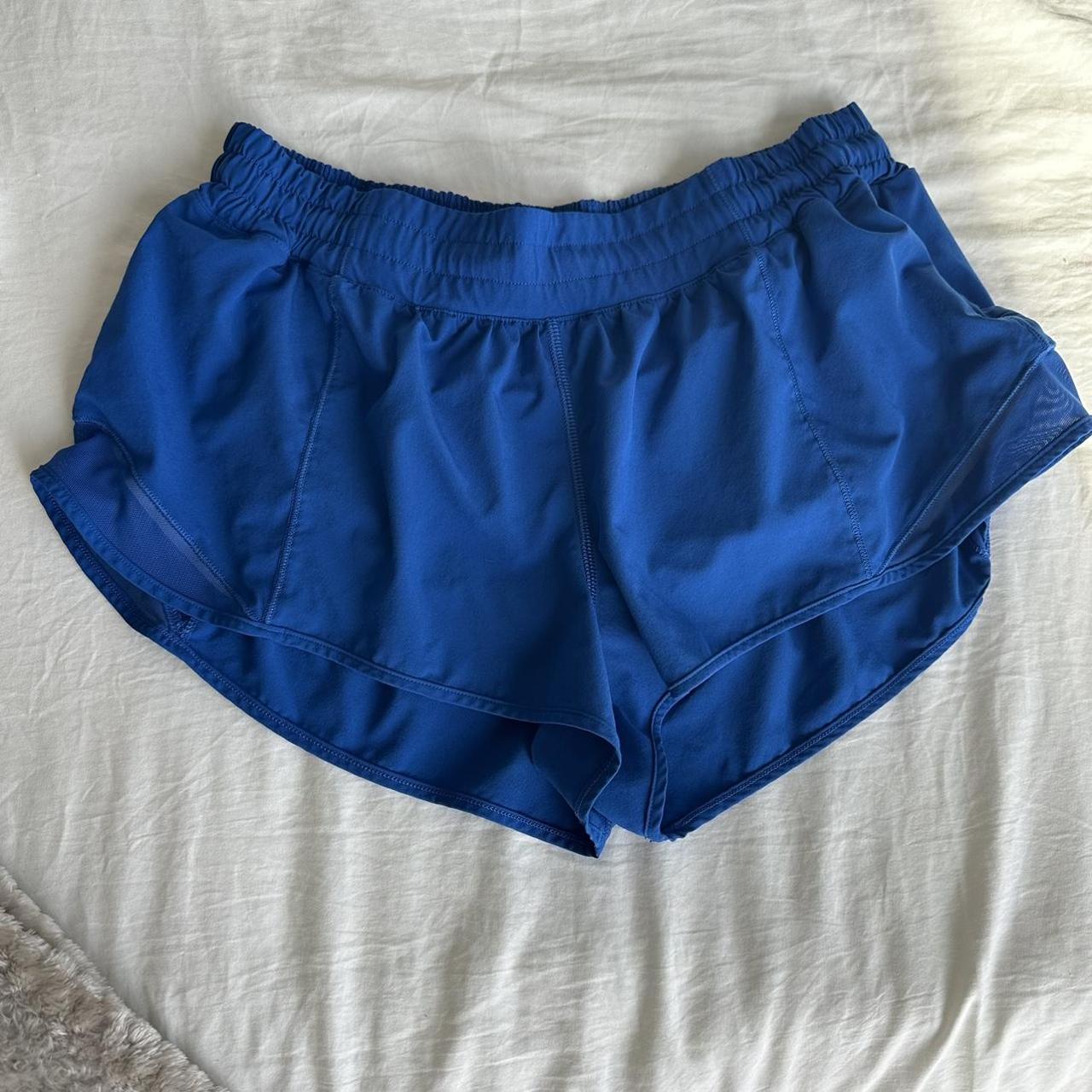 SUPER RARE blue lululemon hotty hot shorts! ( i do