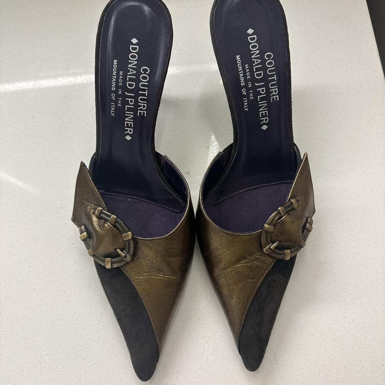 Donald Pliner kitten heels 1” heel Size 8 Women’s - Depop