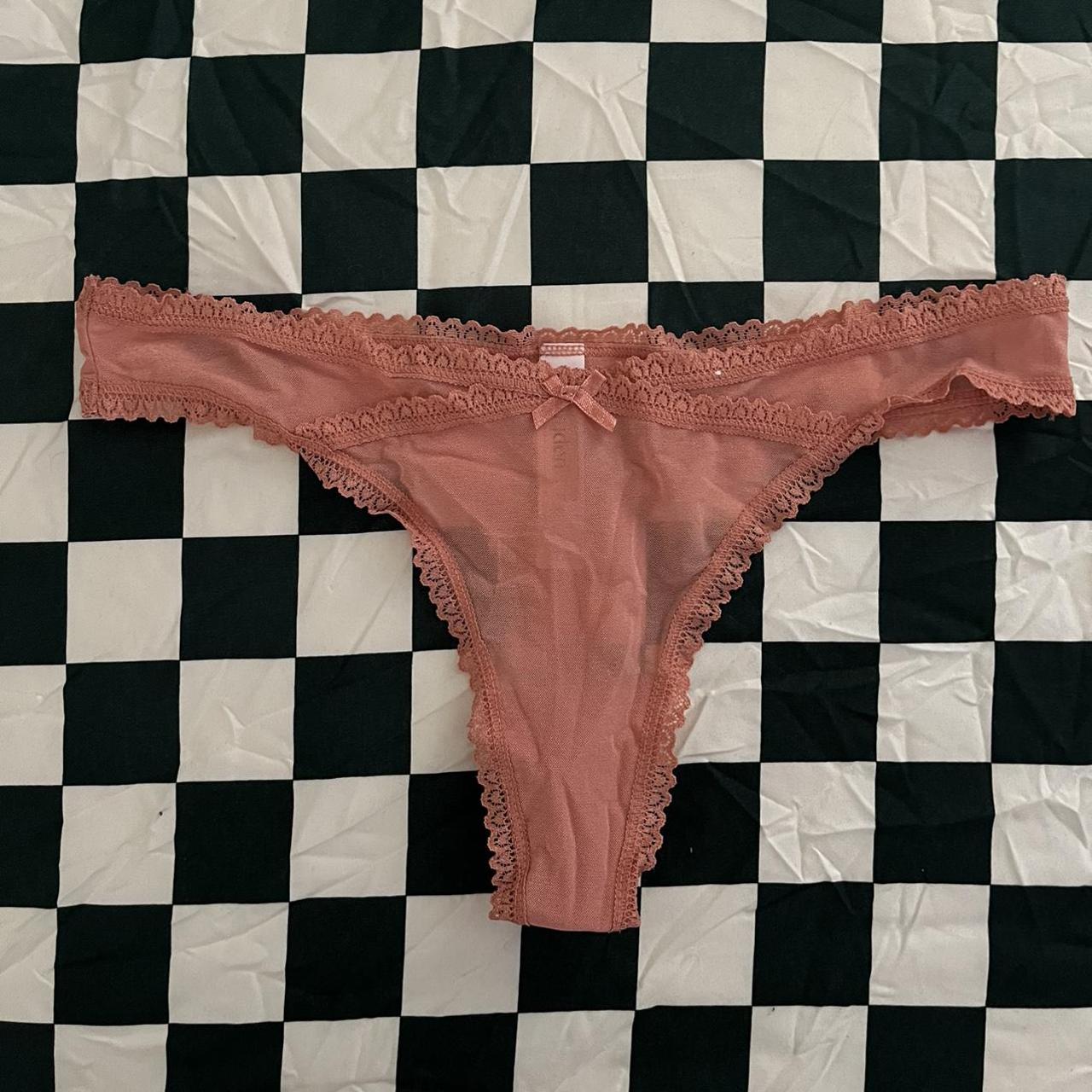 item listed by skinbluez