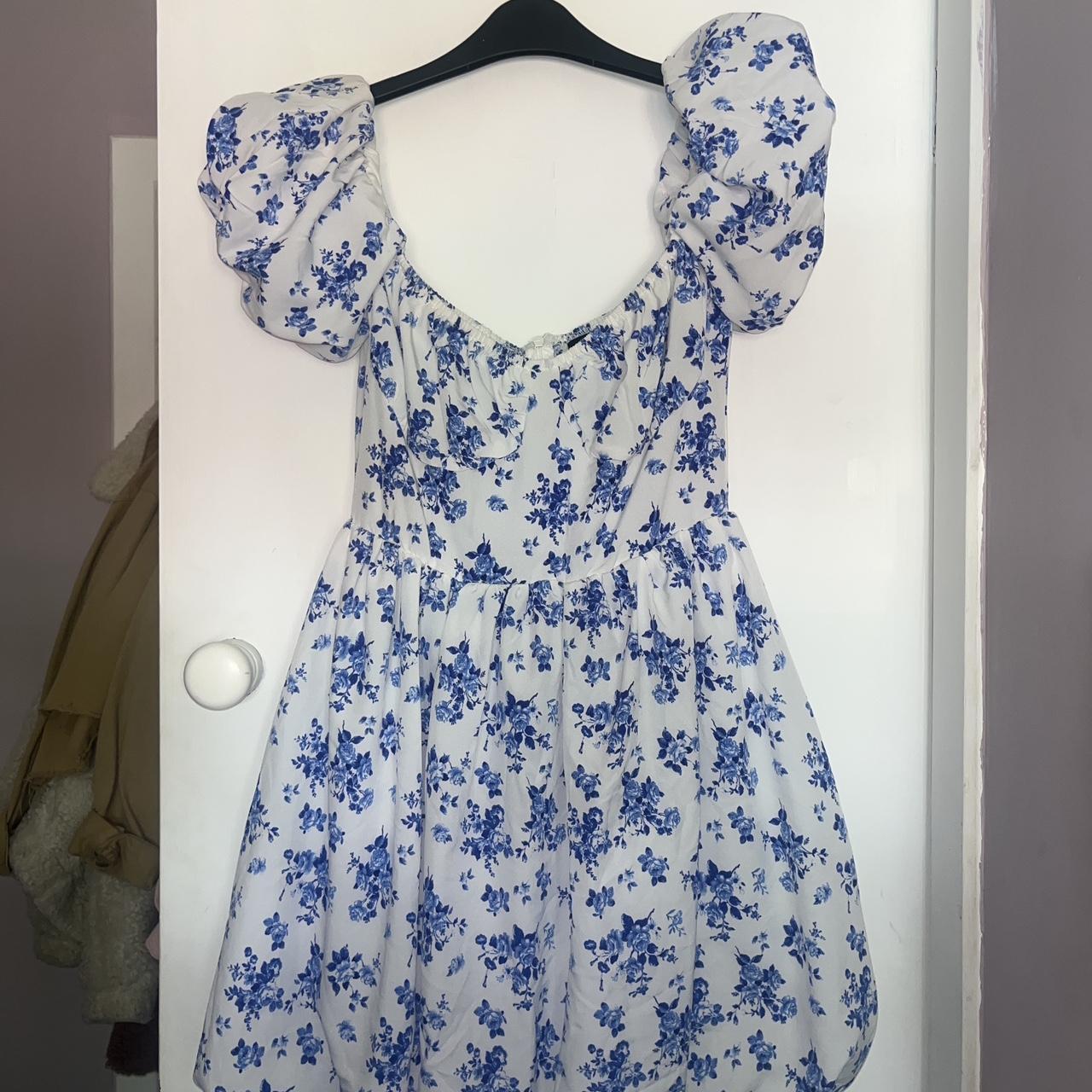 Pretty Little Thing Floral Dress PLT size 6. Would... - Depop