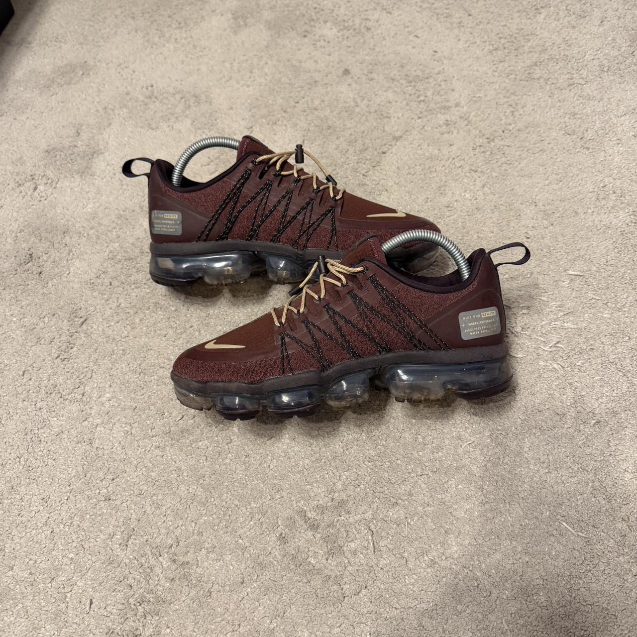 nike air vapormax run utility burgundy crush women's shoe