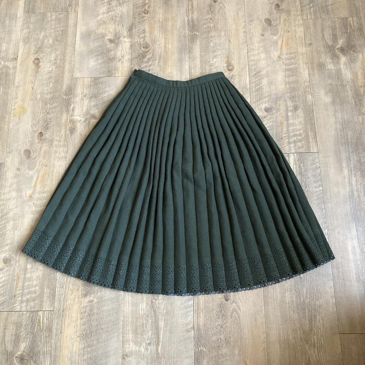 Issey Miyake Women's Green Skirt (2)