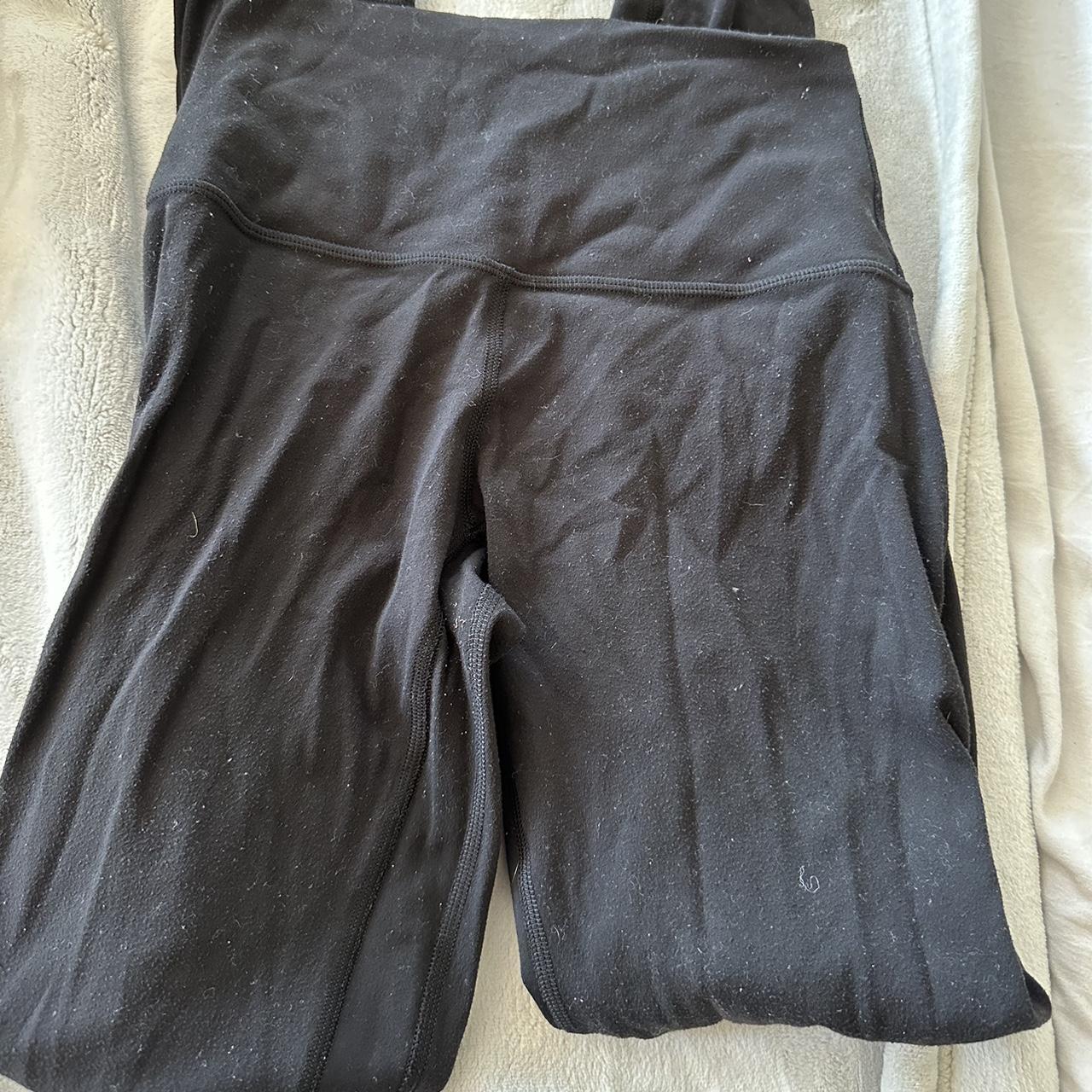 Black lulu lemon leggings size 2- pilled - Depop