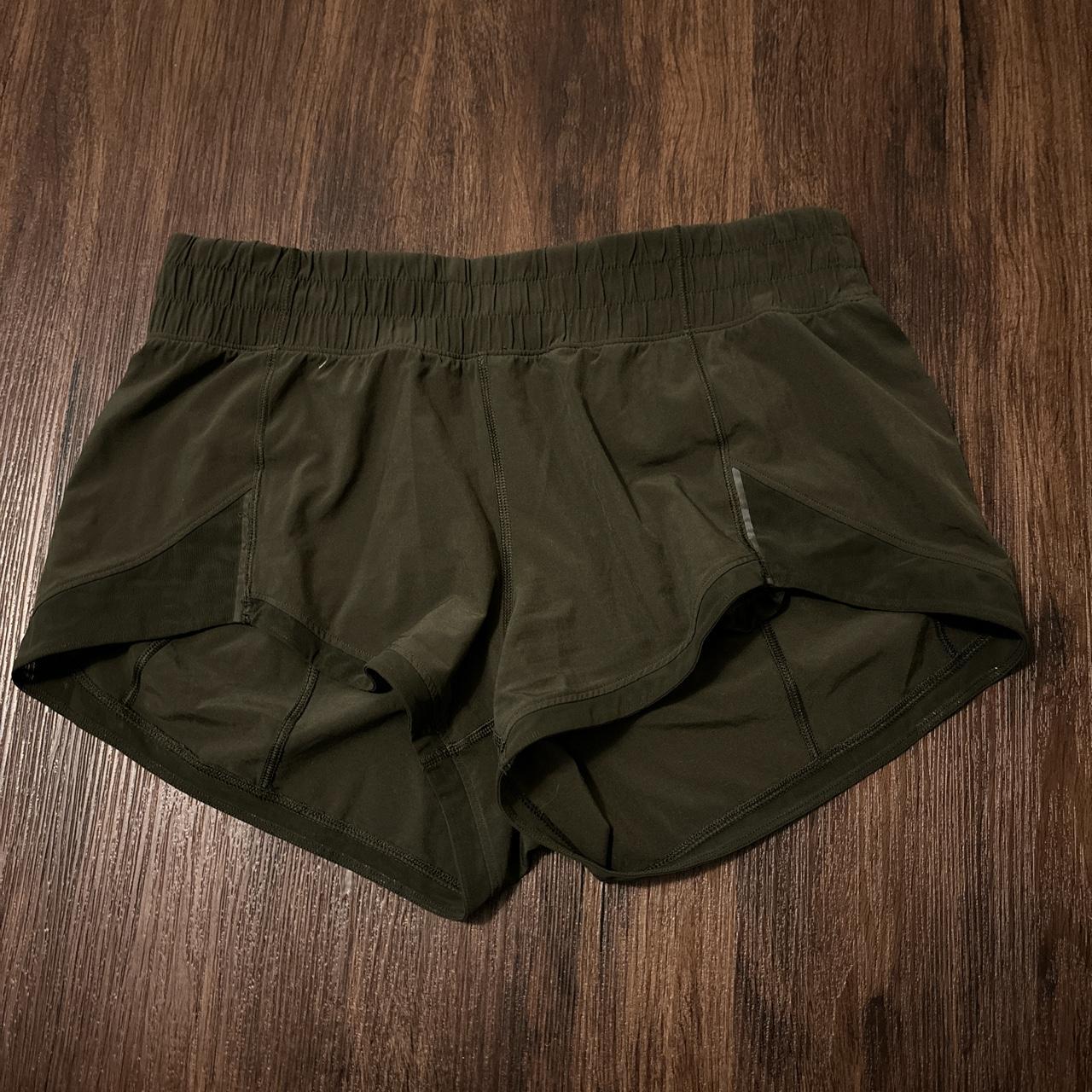 Gorgeous Lululemon shorts in a size 6! - Depop