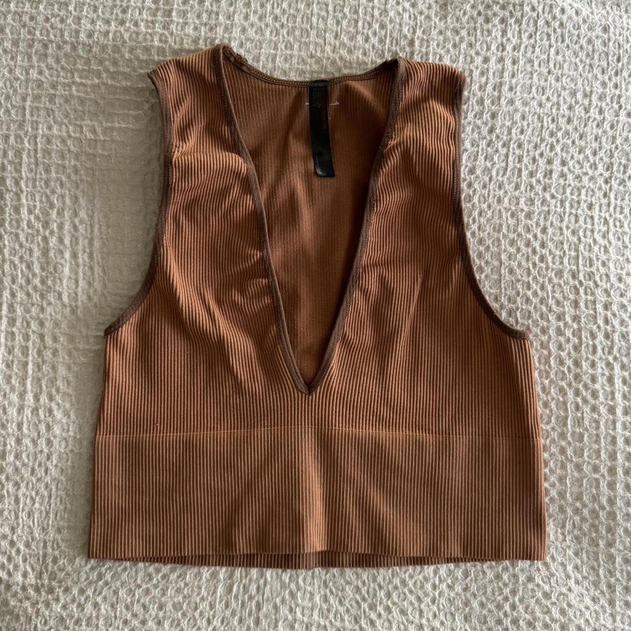 item listed by hannahzimarik