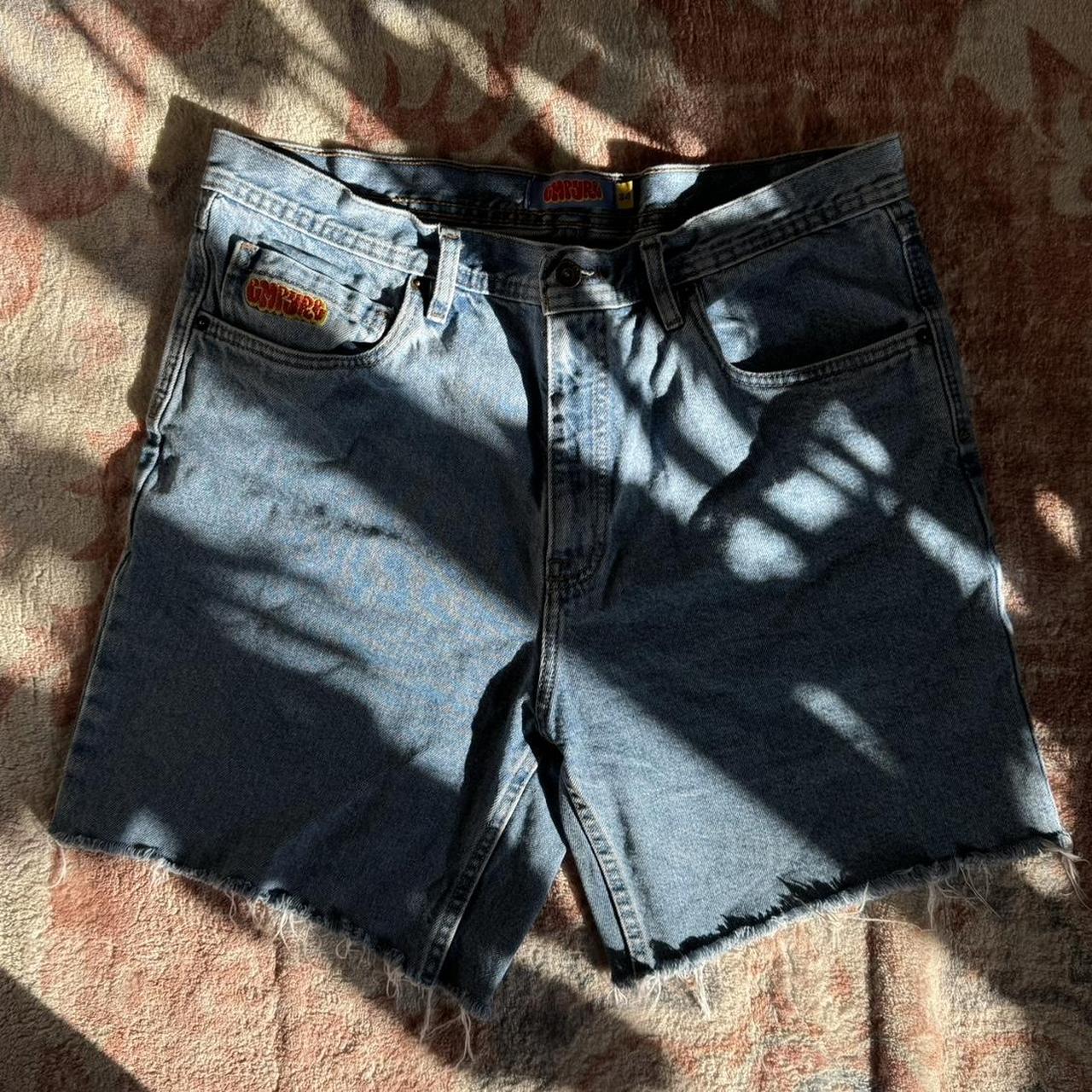 item listed by hannahzimarik