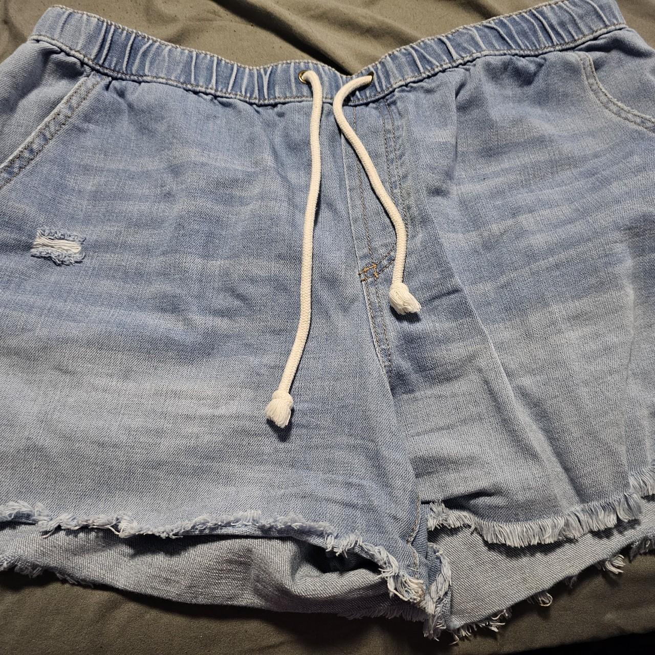 item listed by shanlsharee