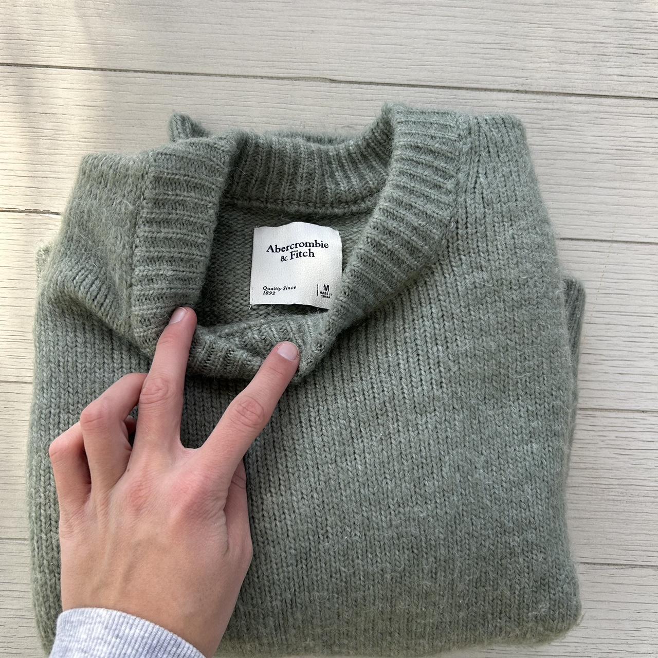 Abercrombie Wedge Crew Sweater -only worn a couple... - Depop