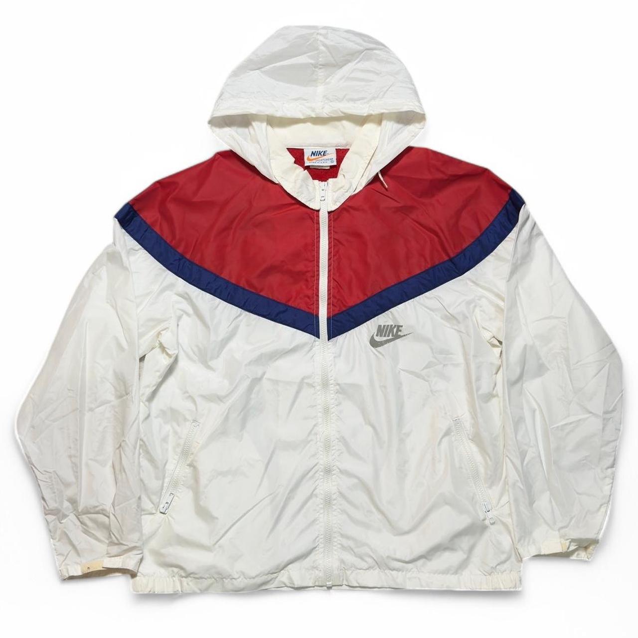 item listed by dames_dolla_thrift
