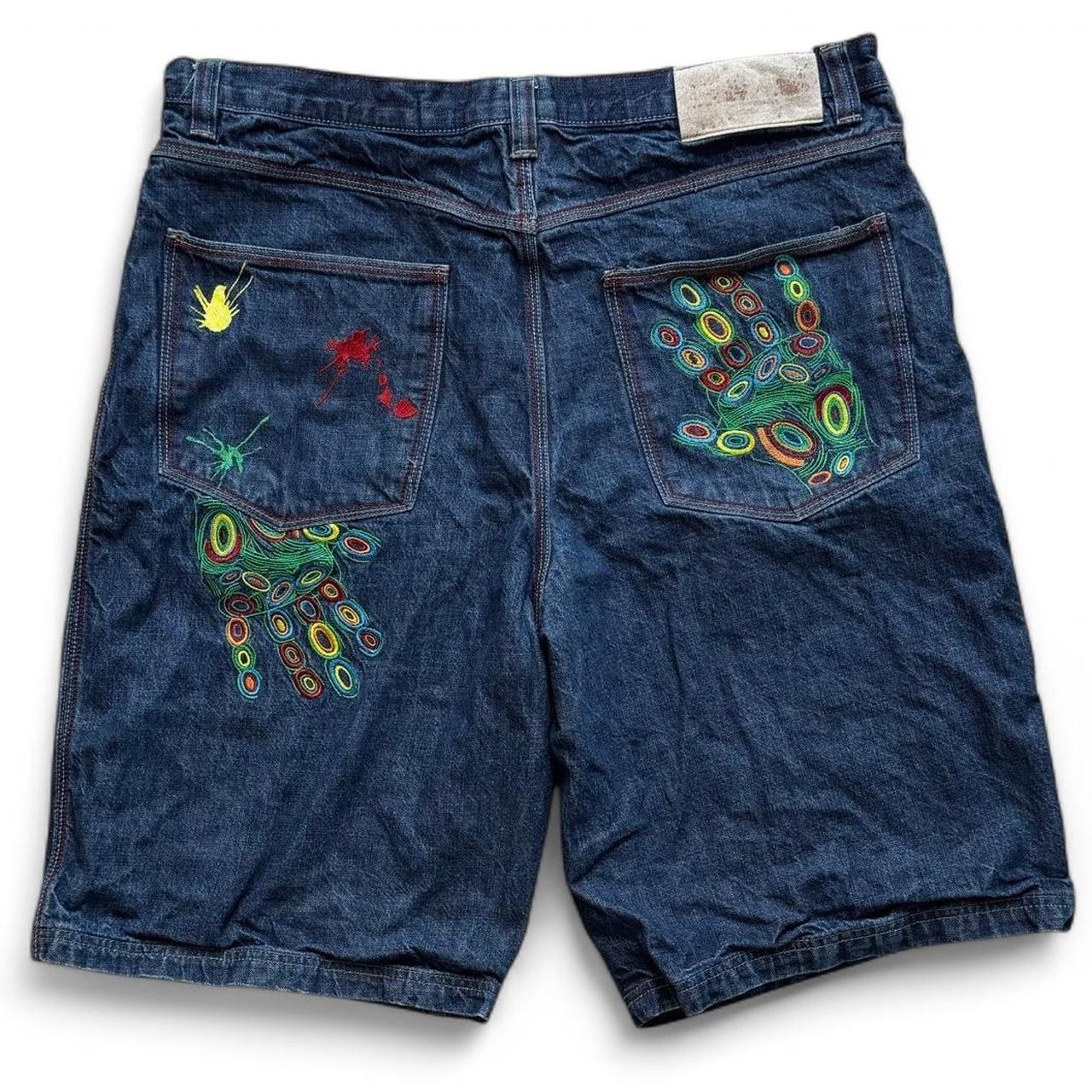 item listed by dames_dolla_thrift