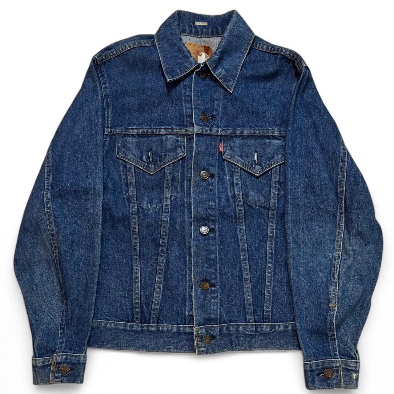 item listed by dames_dolla_thrift
