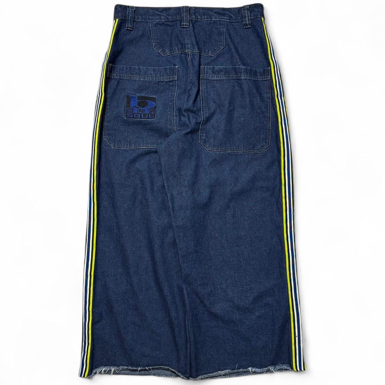 item listed by dames_dolla_thrift
