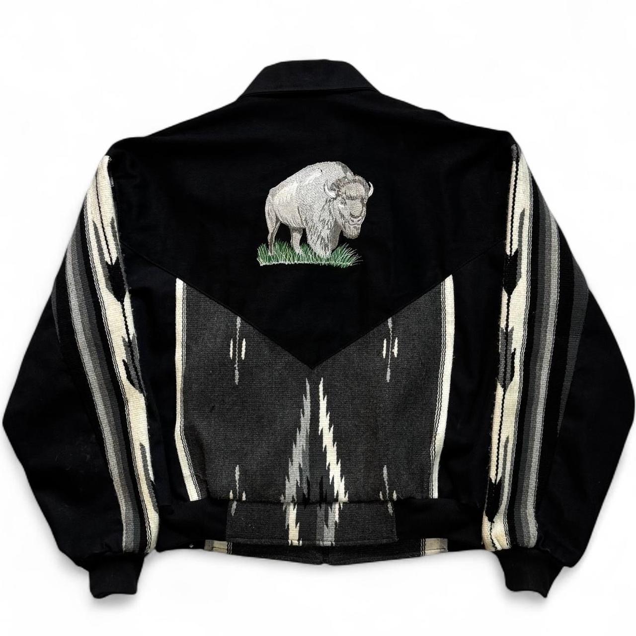 item listed by dames_dolla_thrift