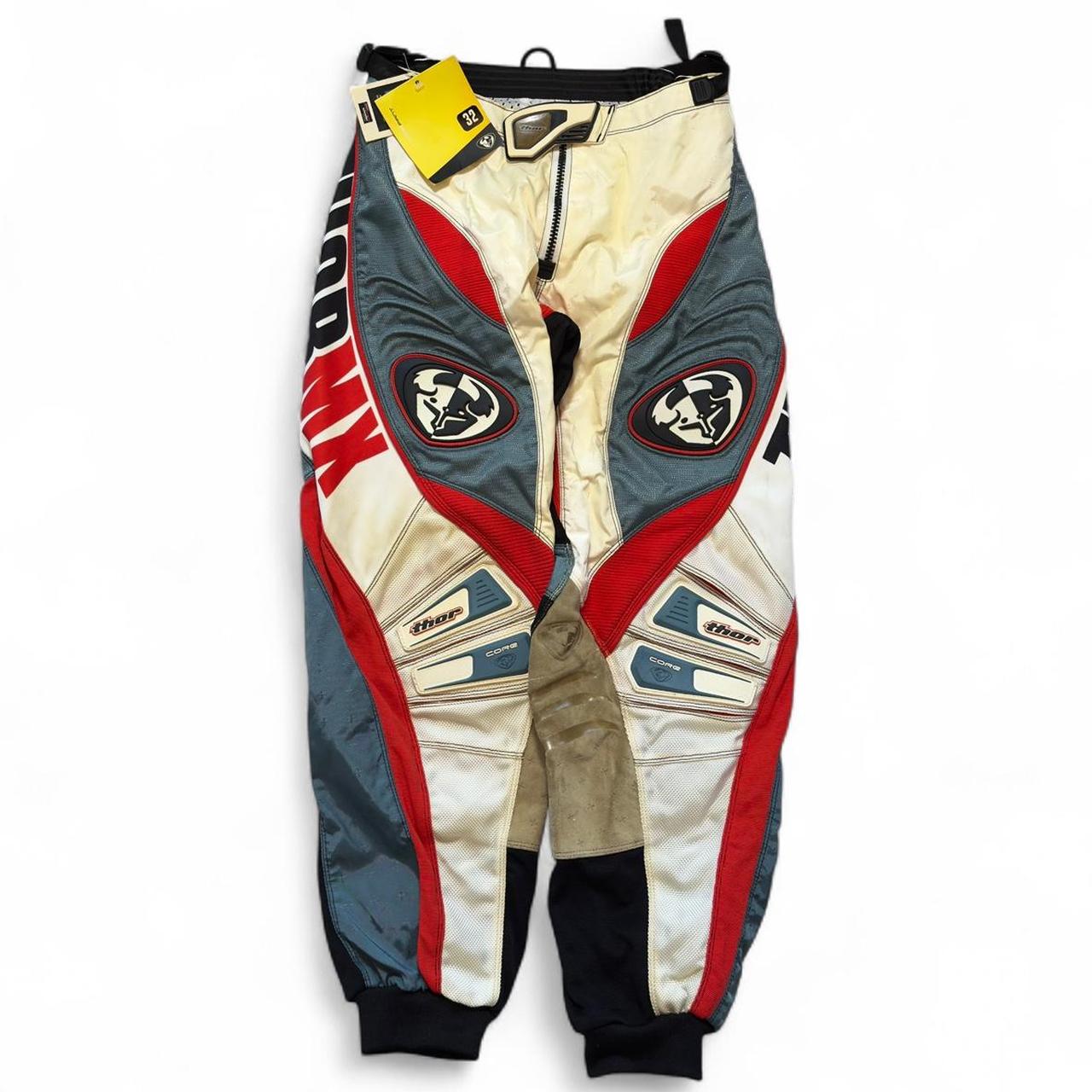 item listed by dames_dolla_thrift