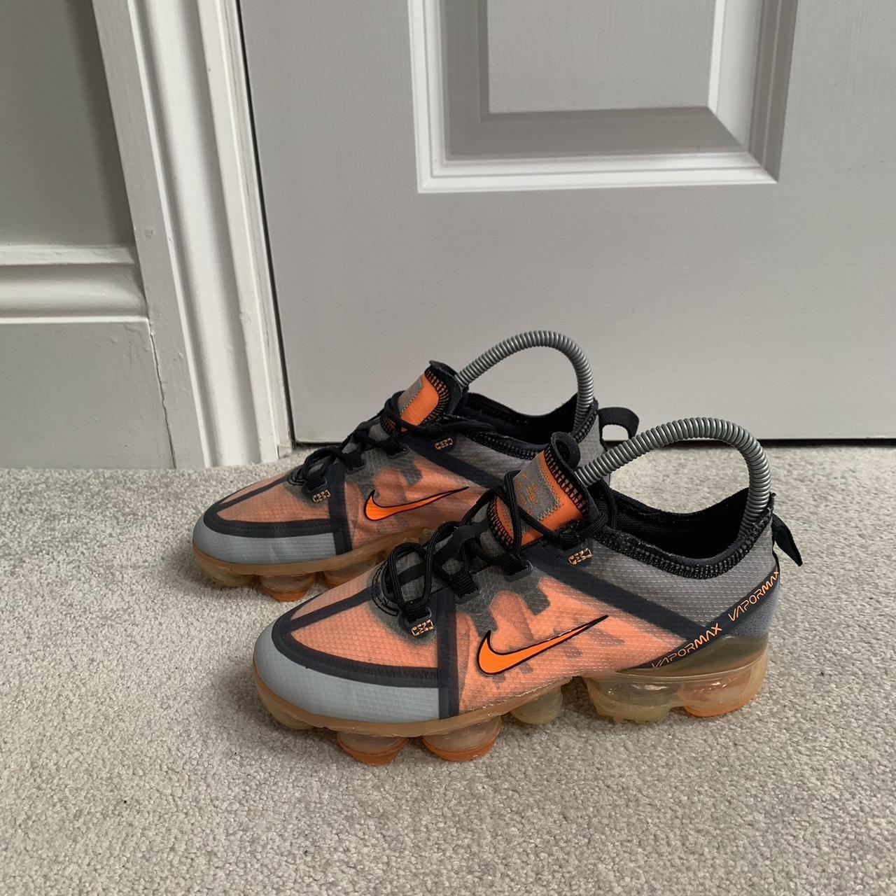 size 4 nike air vapormax shoes