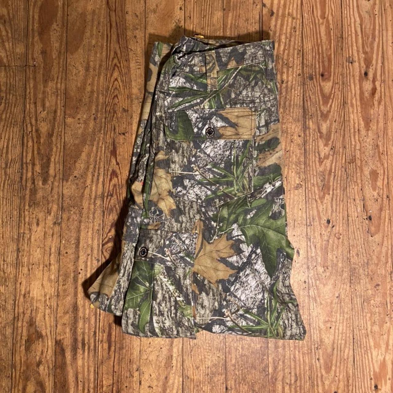 mossy oak tree camo pants. super comfy and with... - Depop