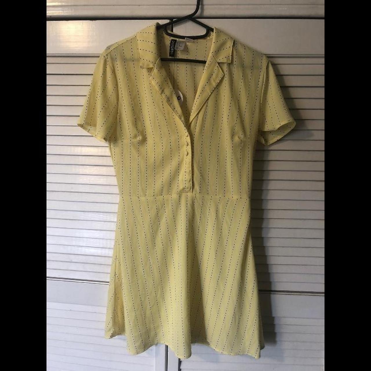 Collared light yellow dress from H&M from Depop