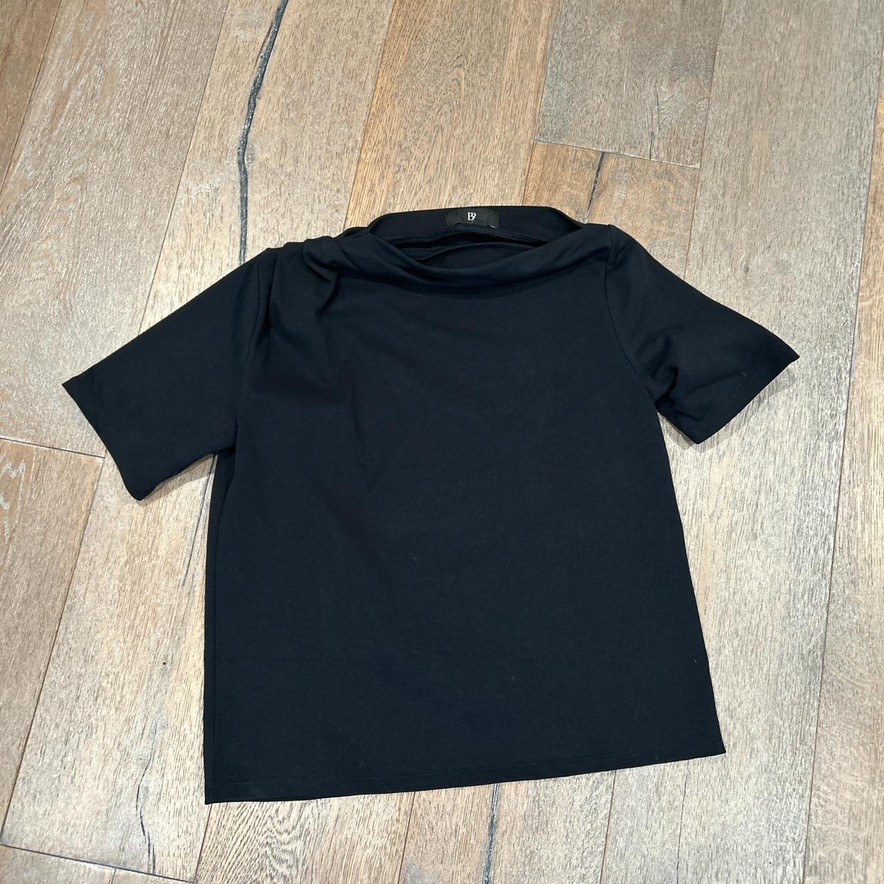 item listed by nyxfury