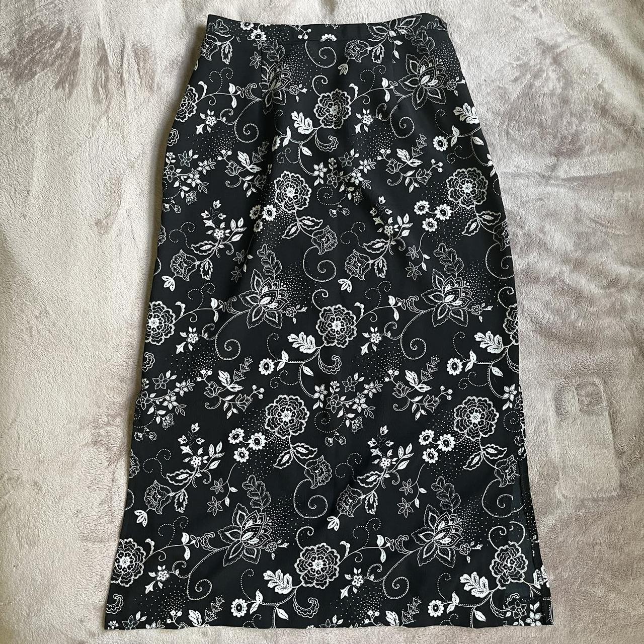 adorable whimsigoth maxi skirt with slits on each... - Depop
