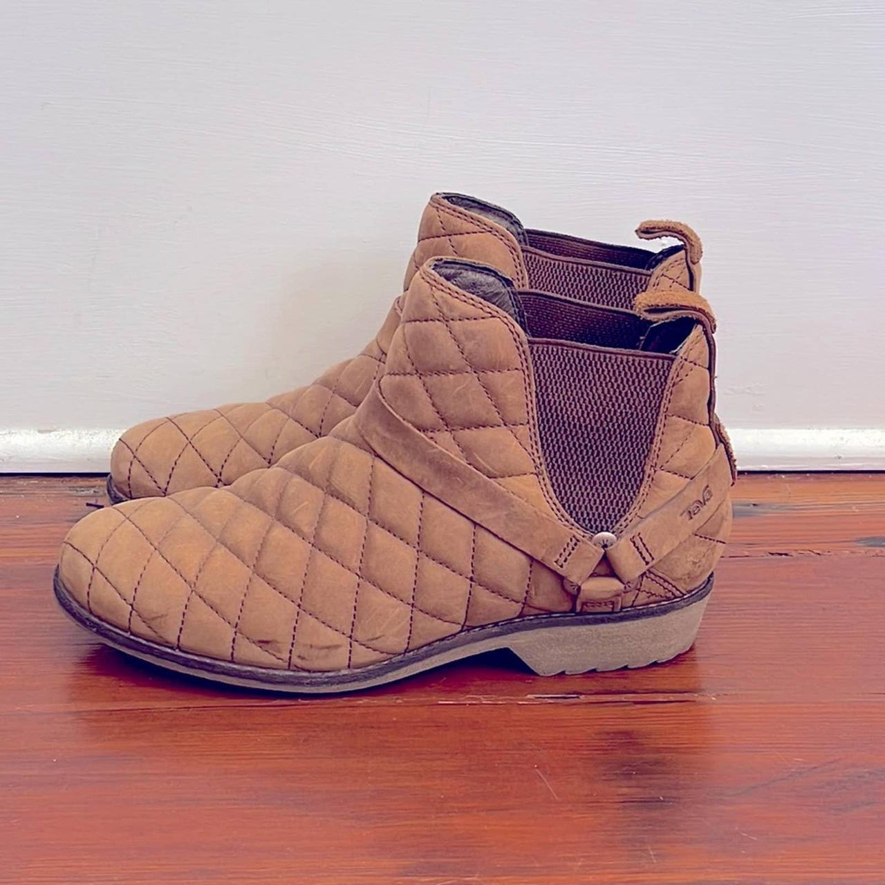 Teva on sale leather boots