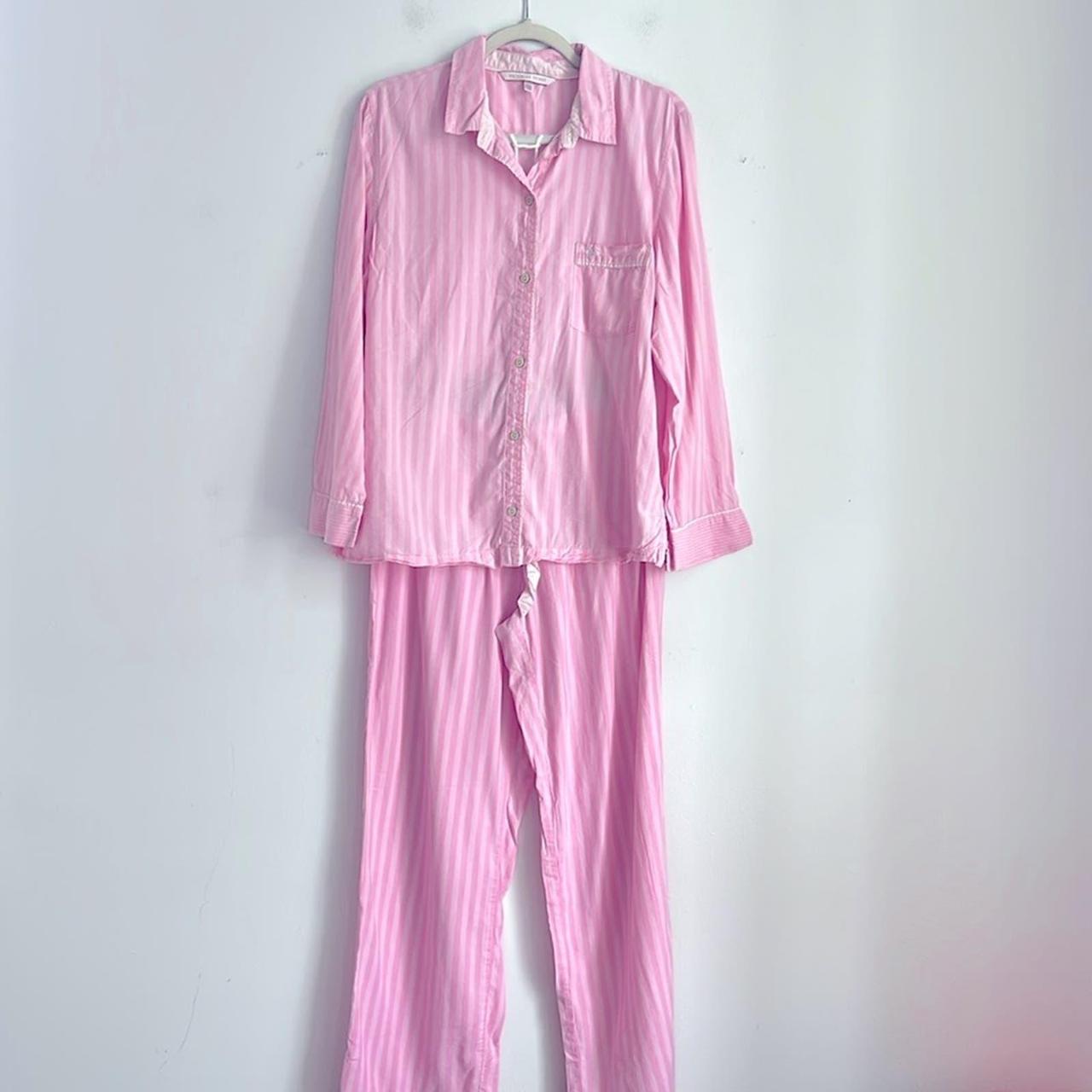 Pajama set - Depop