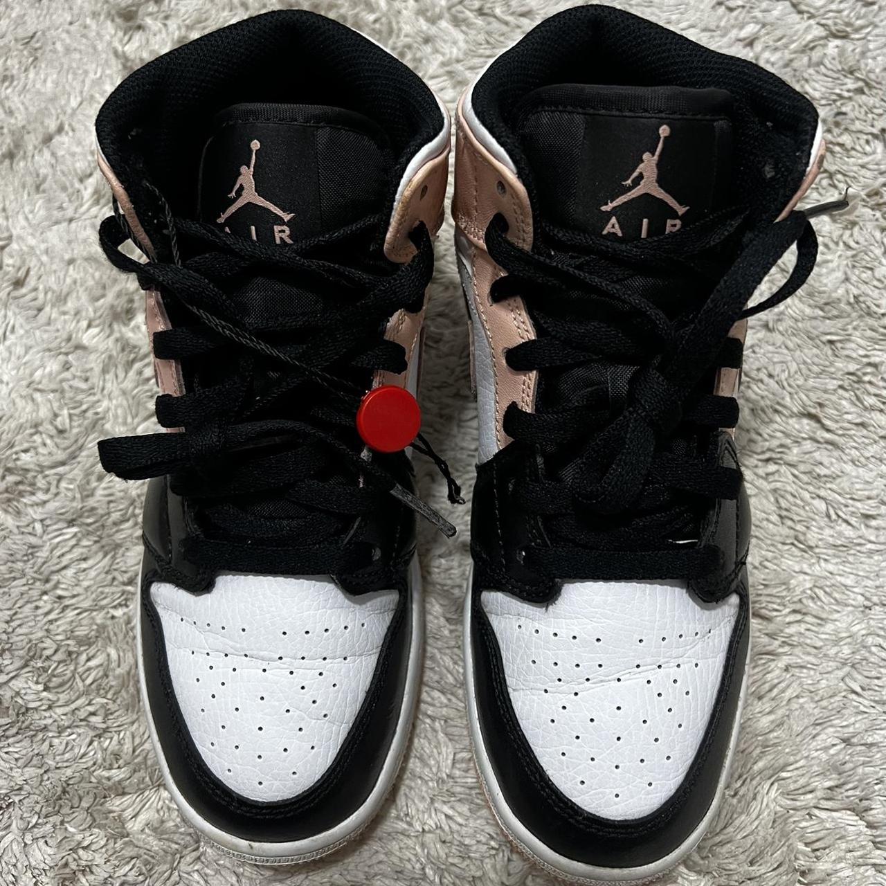 crimson jordan 1 mid