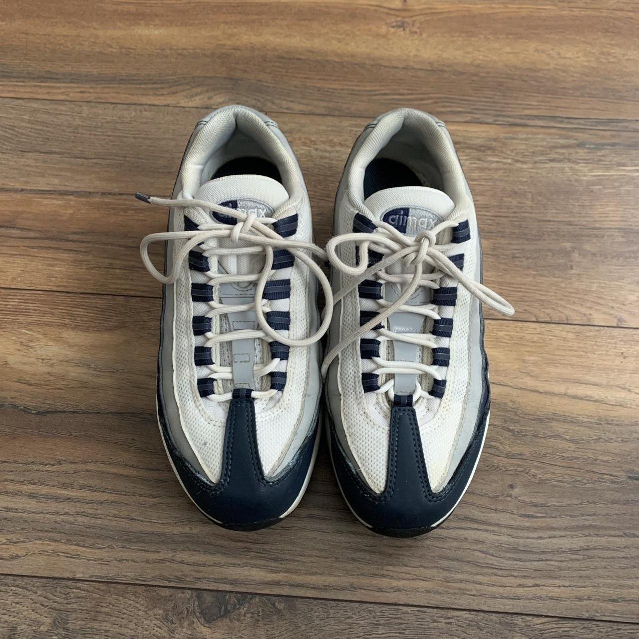 womens nike air max 95 size 6