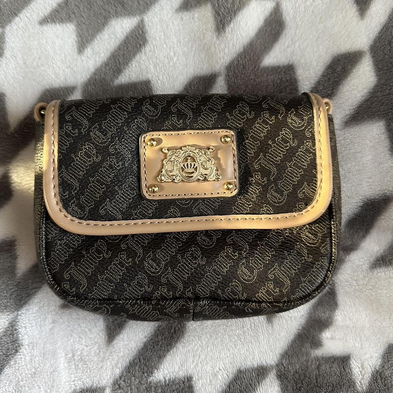item listed by lmvv