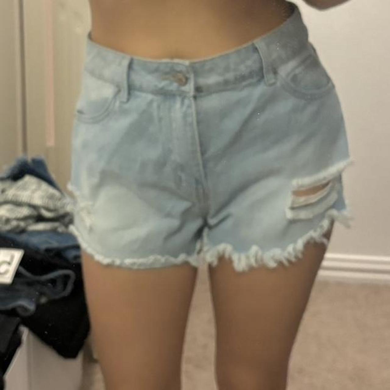 item listed by breesscloset
