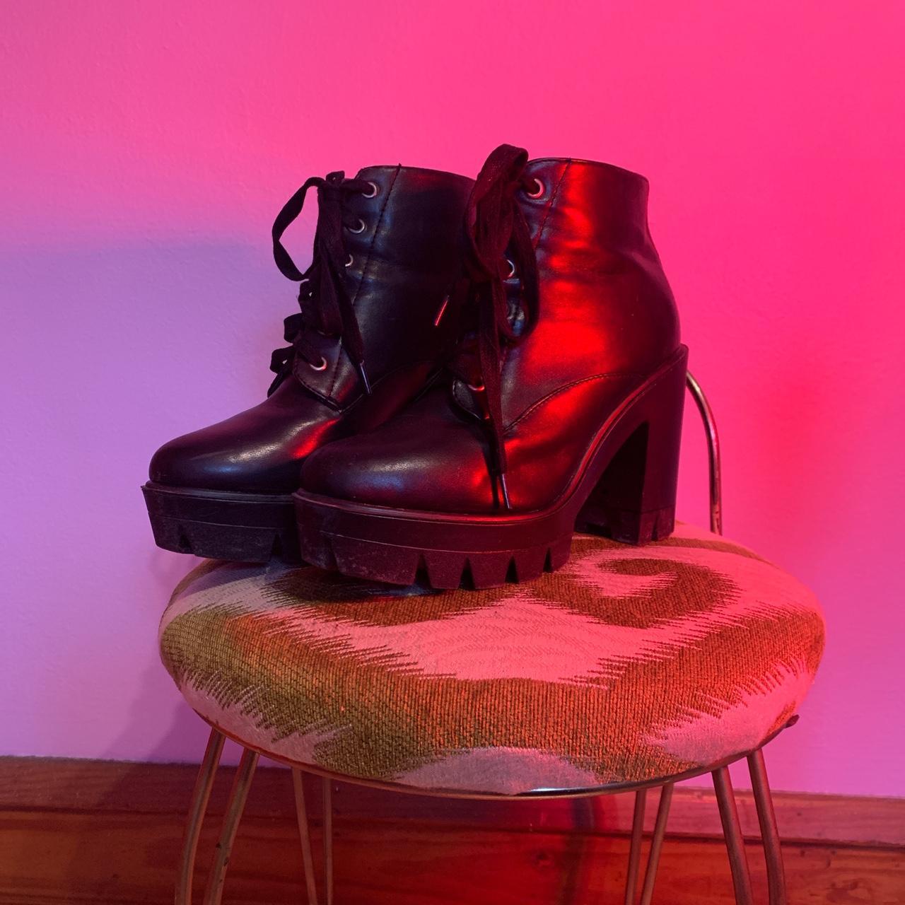 Rubber heel clearance booties