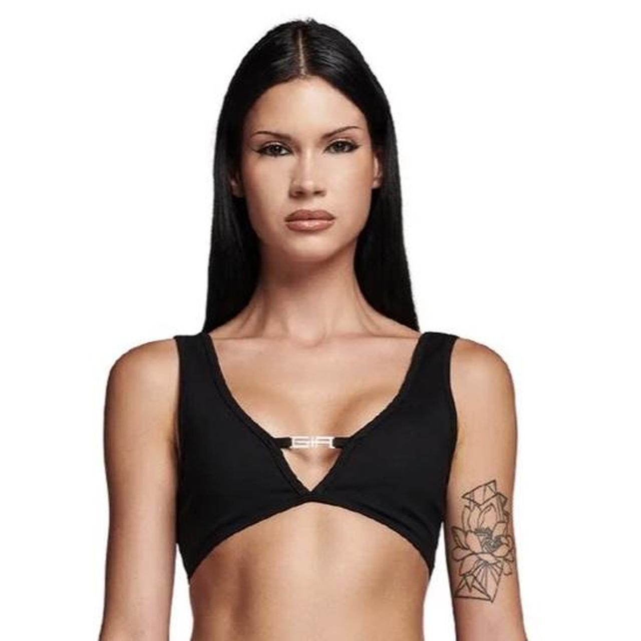 Super cute i am Gia lucid top. Sold out online.... Depop